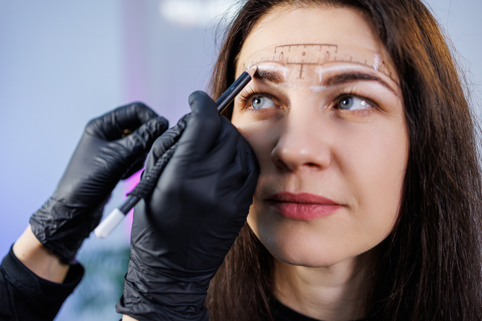 The Ultimate Guide to Permanent Brow Makeup